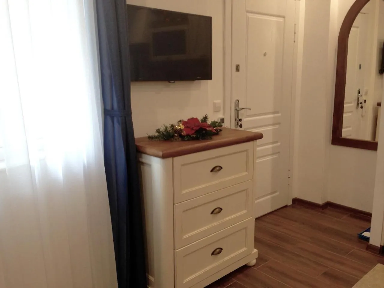 Guest Rooms Boutique Varna 2*,  Bulgaria